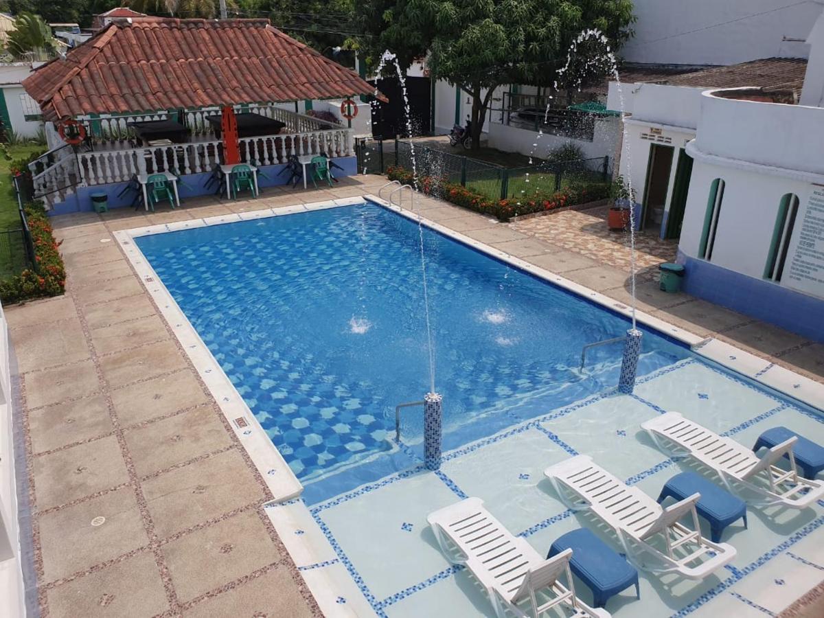Hotel Maratea Melgar Bagian luar foto