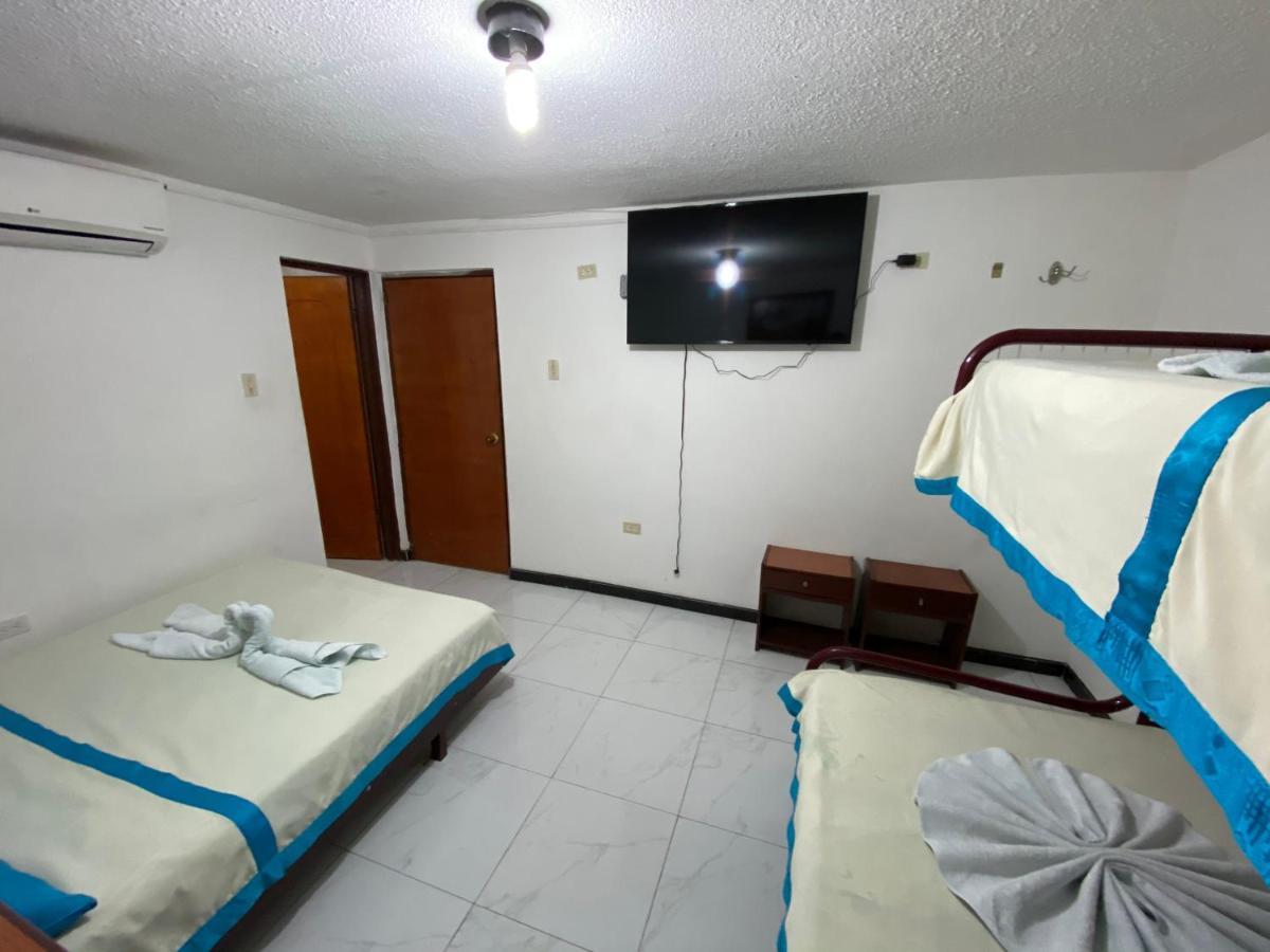 Hotel Maratea Melgar Bagian luar foto