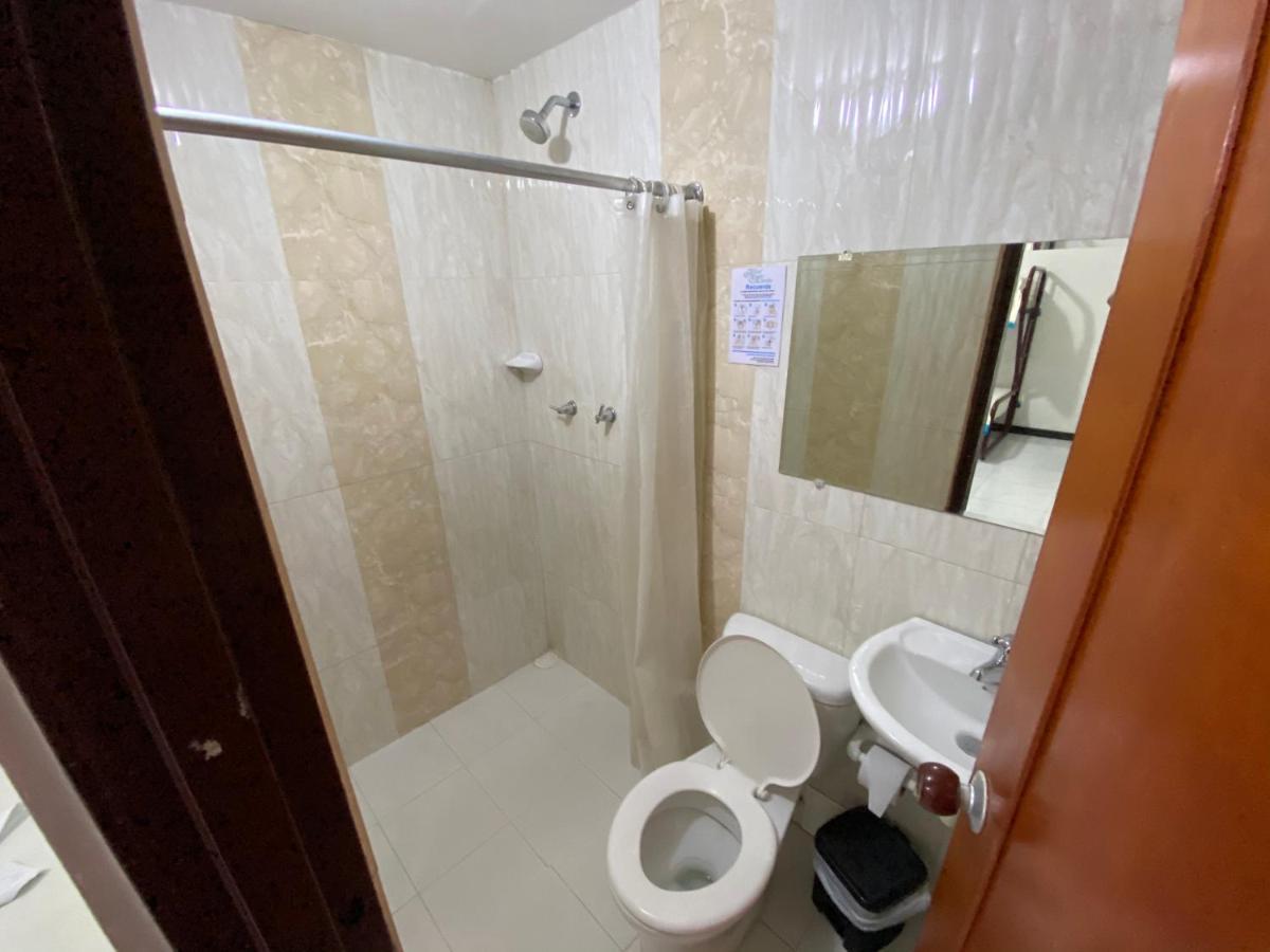 Hotel Maratea Melgar Bagian luar foto