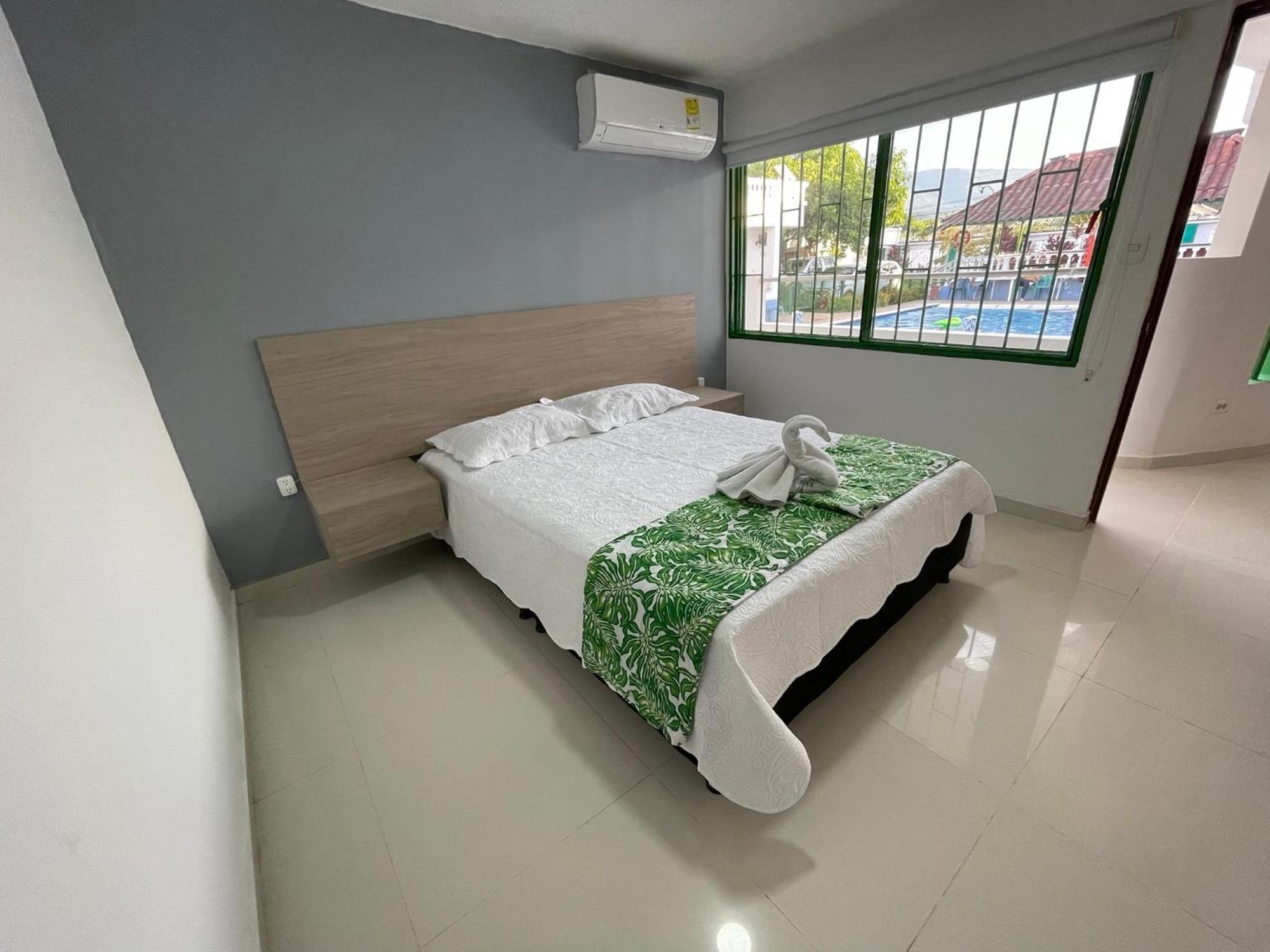Hotel Maratea Melgar Bagian luar foto