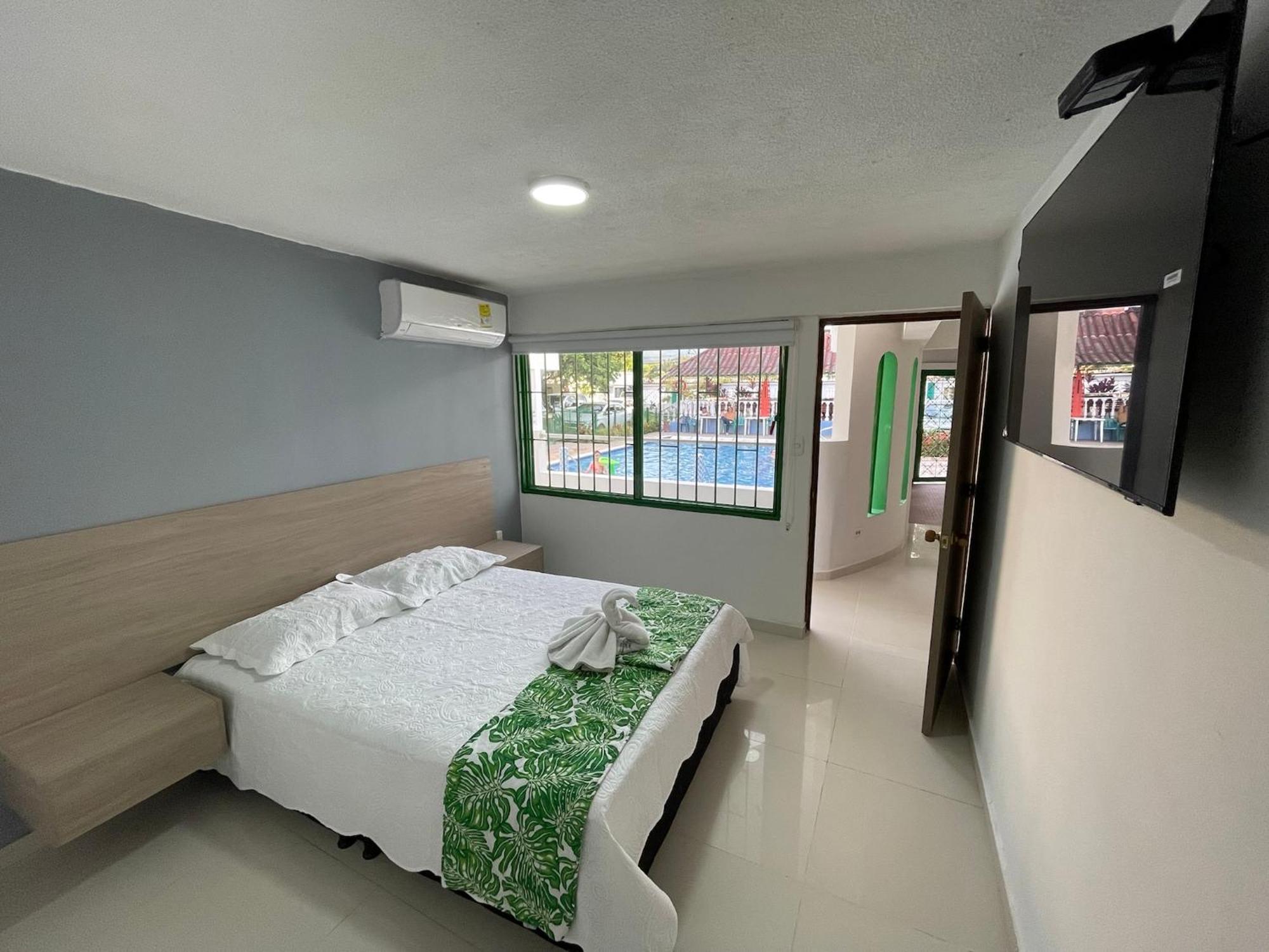Hotel Maratea Melgar Bagian luar foto