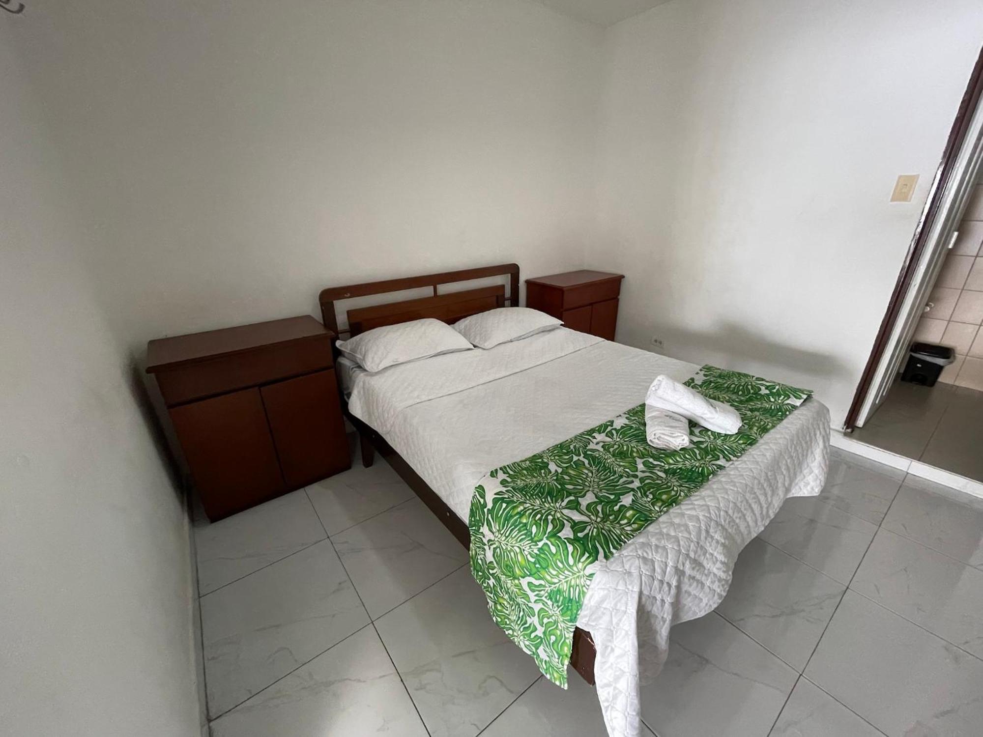 Hotel Maratea Melgar Bagian luar foto