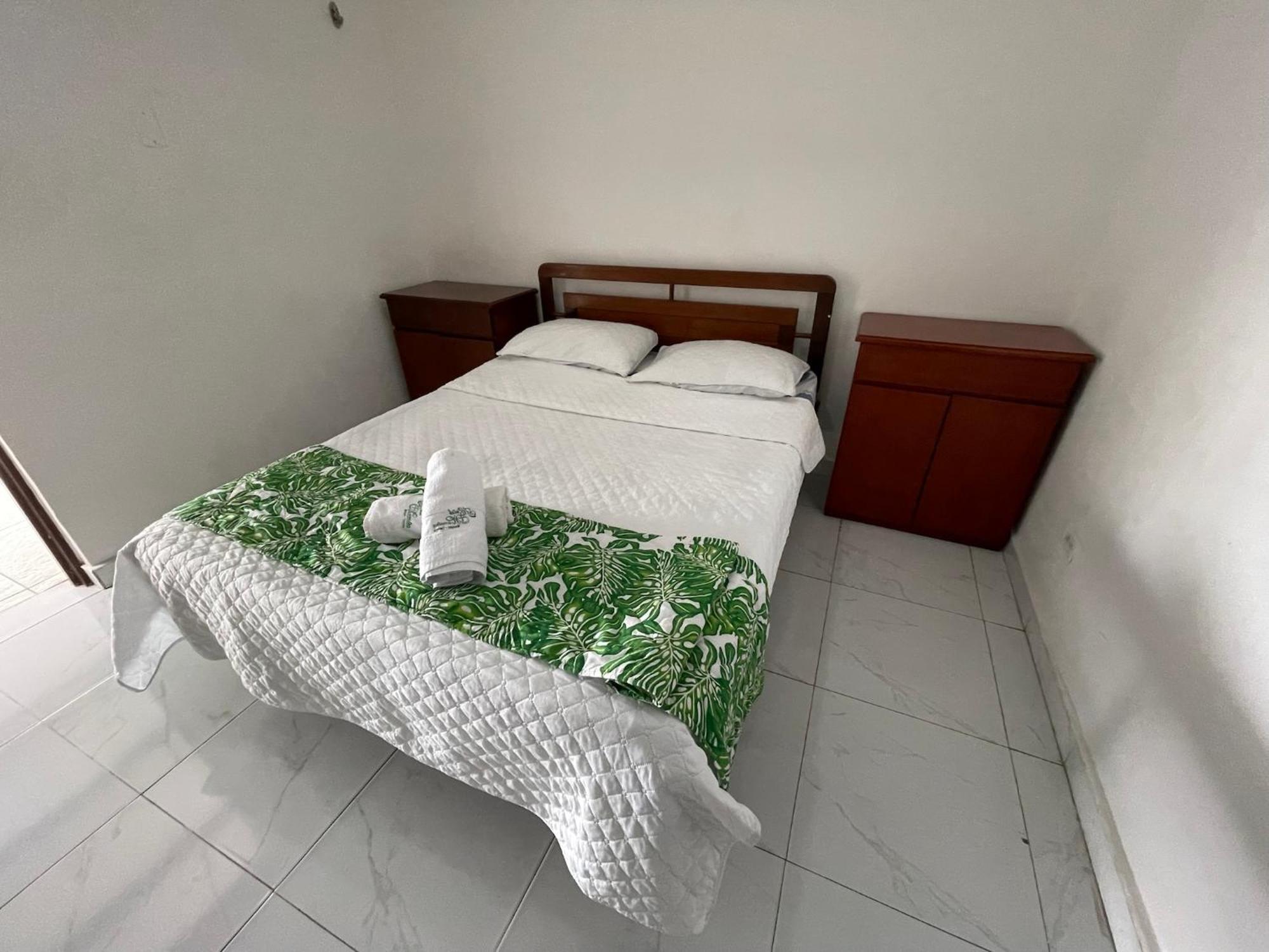 Hotel Maratea Melgar Bagian luar foto
