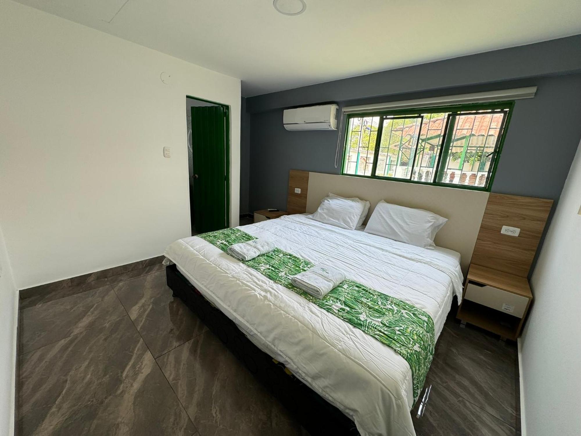 Hotel Maratea Melgar Bagian luar foto