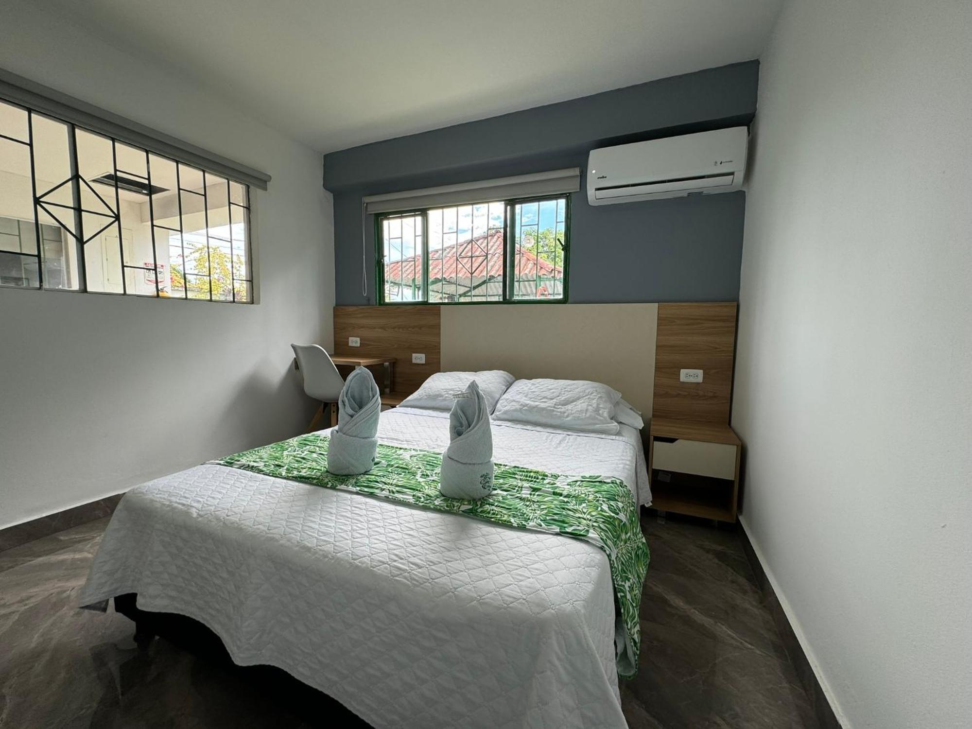 Hotel Maratea Melgar Bagian luar foto